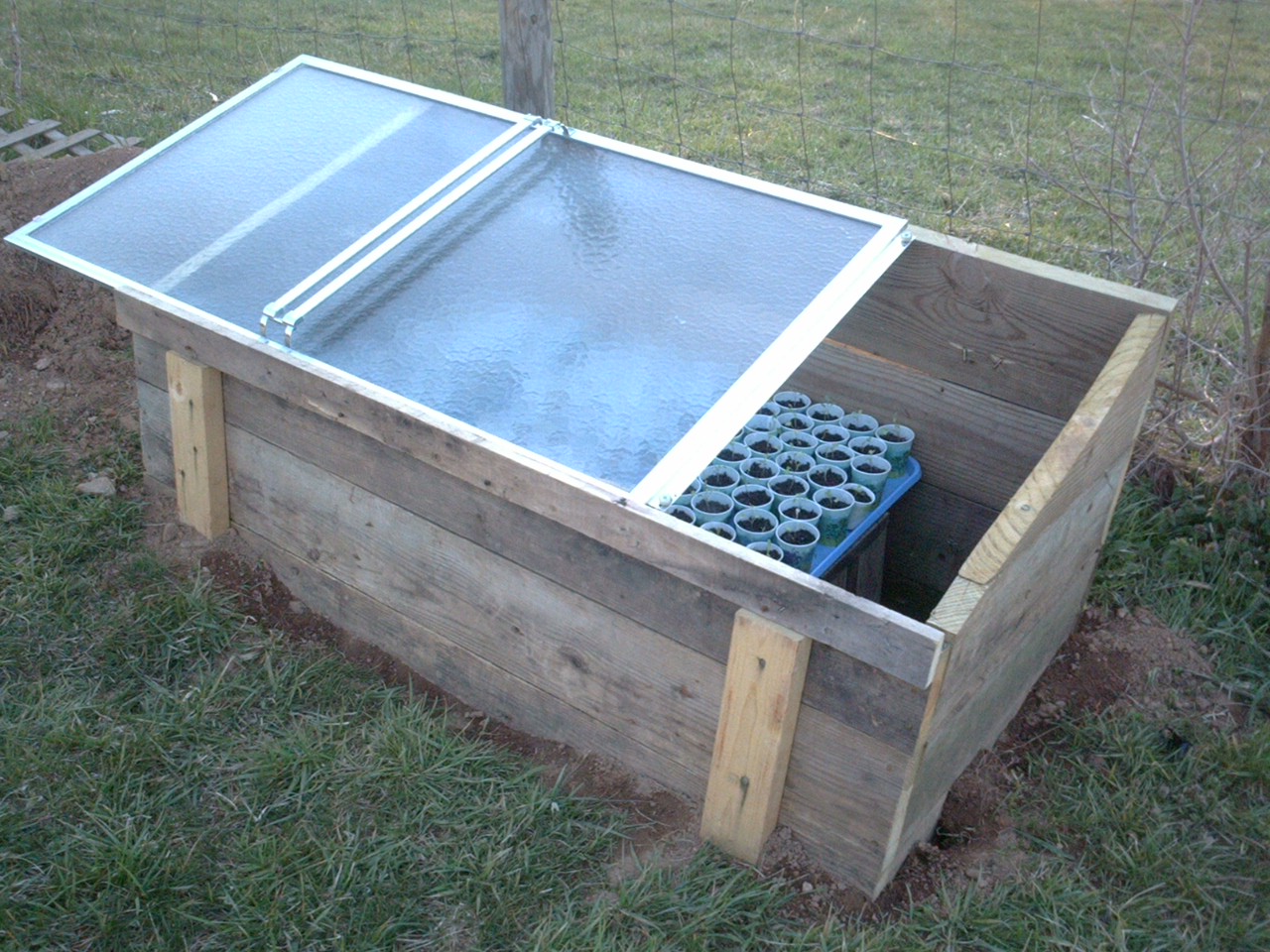 Build a Cold Frame HOMEGROWN