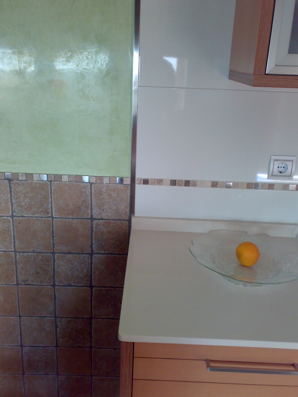 AZULEJOS, ALICATADOS Y ALICATADORES.: ALICATADO EN VIVIENDA PARTICULAR