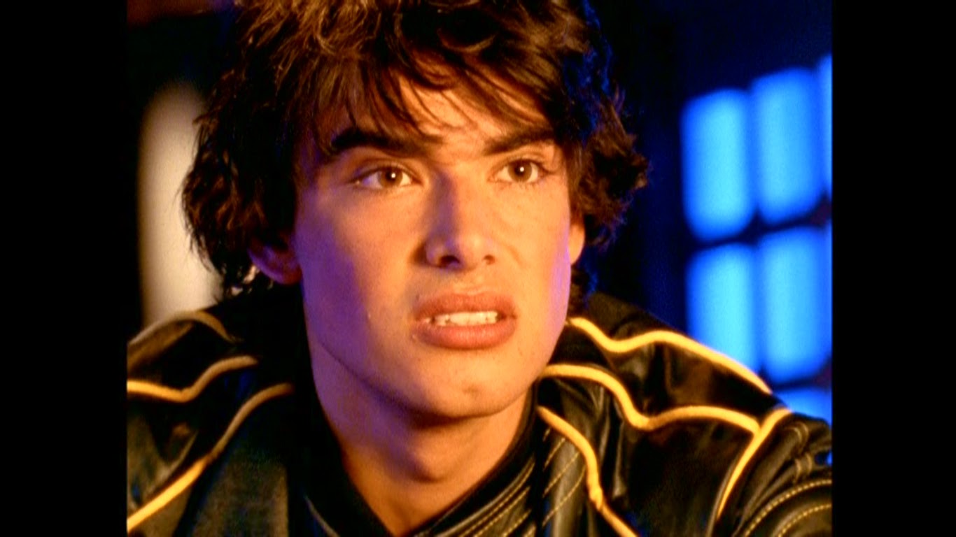 A Glenn Aguiar McMillan Fan Site Screenshots