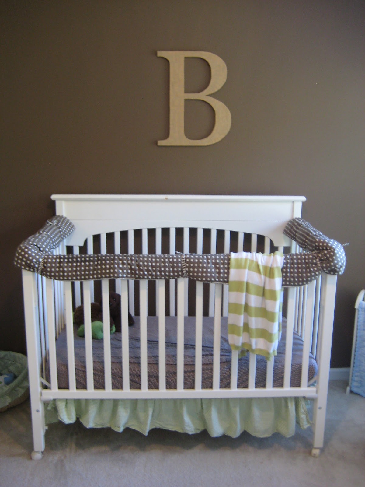 leaf and letter handmade diy dollar store giant letter!