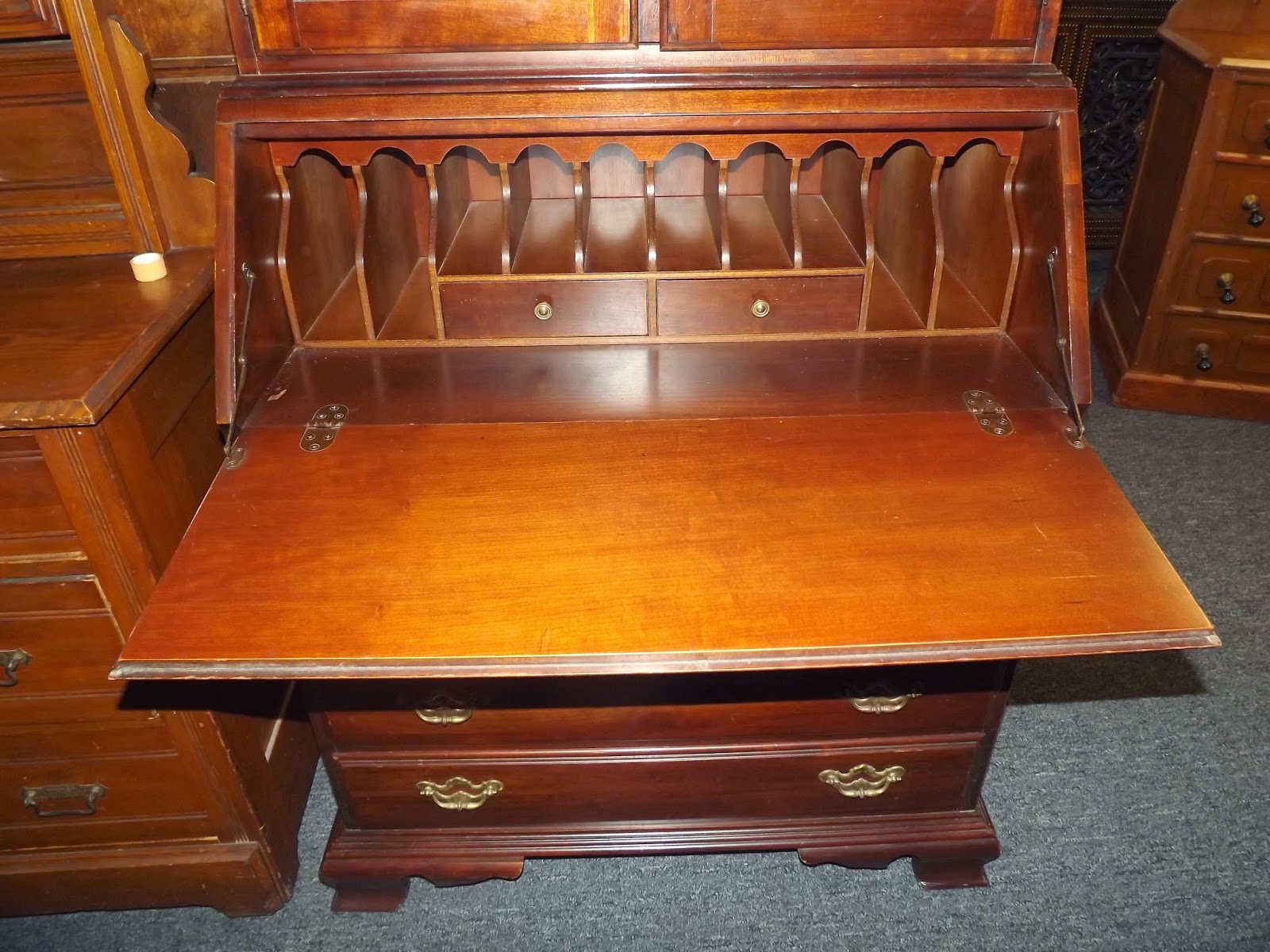 Mountain View Furniture