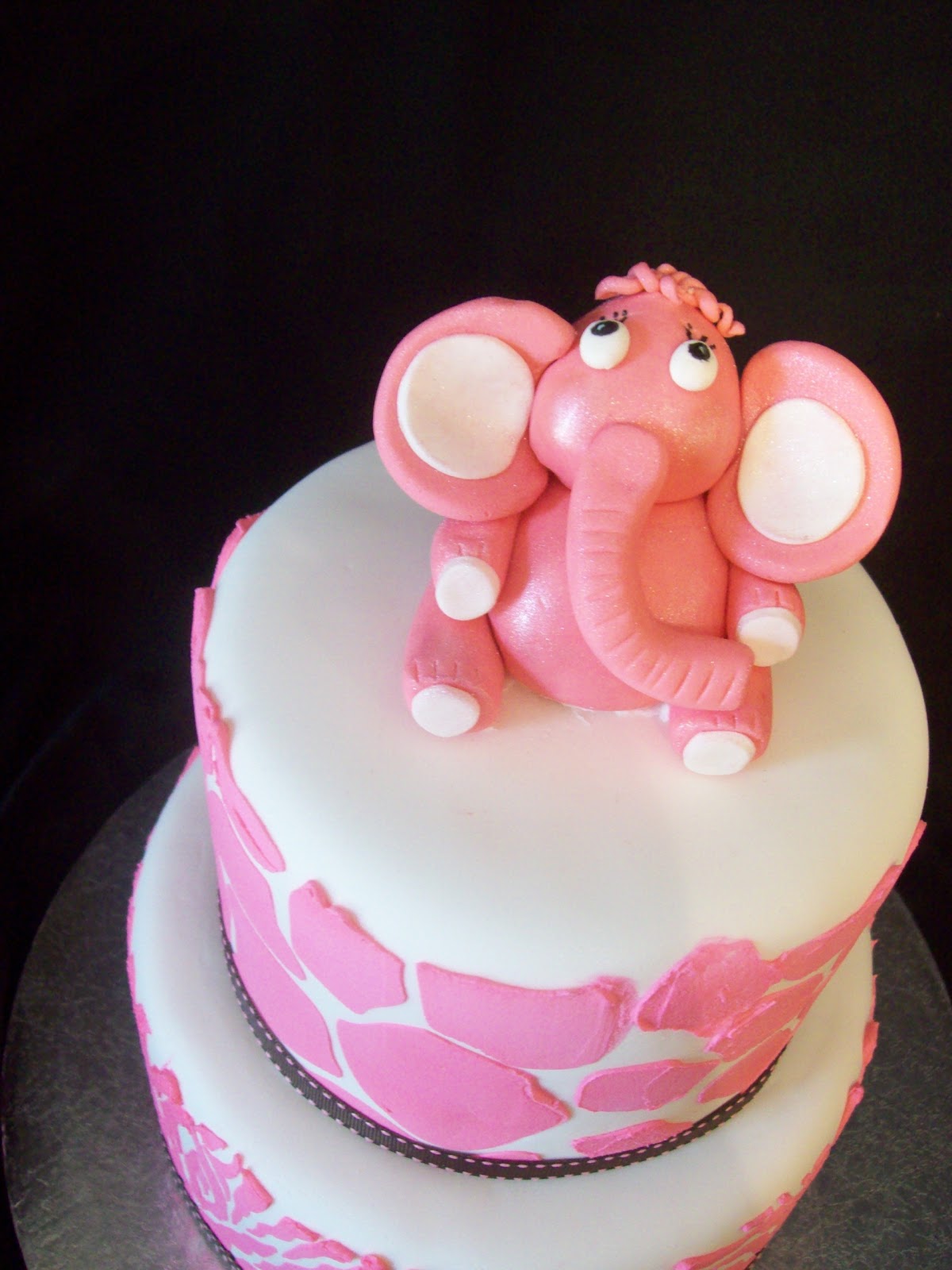 Brown Sugar Custom Cakes June Cakes!