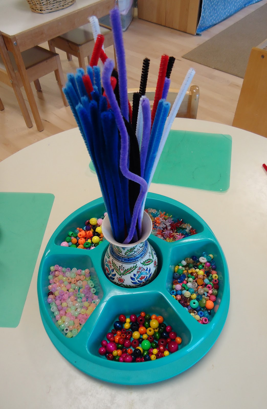 To the Lesson! Pipe Cleaner Sculptures