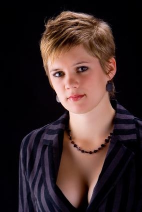 very short hair styles for women 2011. short short hair styles for