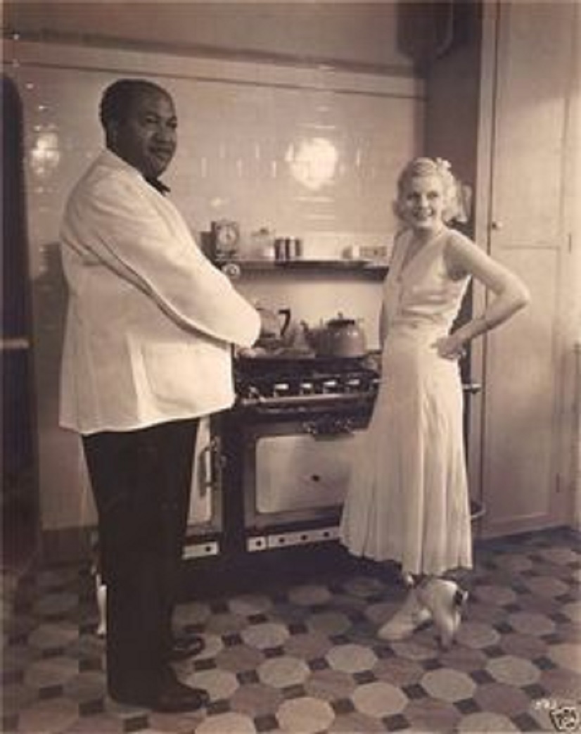 Actually, Jean's cook did the meals. She simply posed by the stove