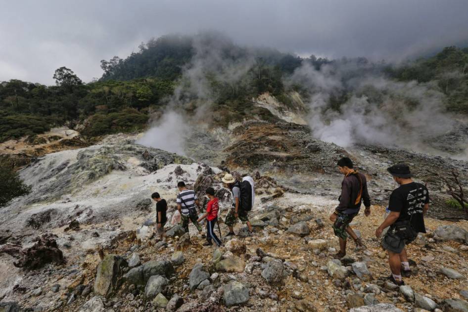 4 Wisata Air Panas Di Bogor Tempat Wisata Di Bogor