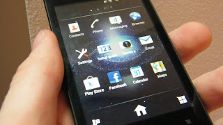 Sony Xperia Miro (Pictures)