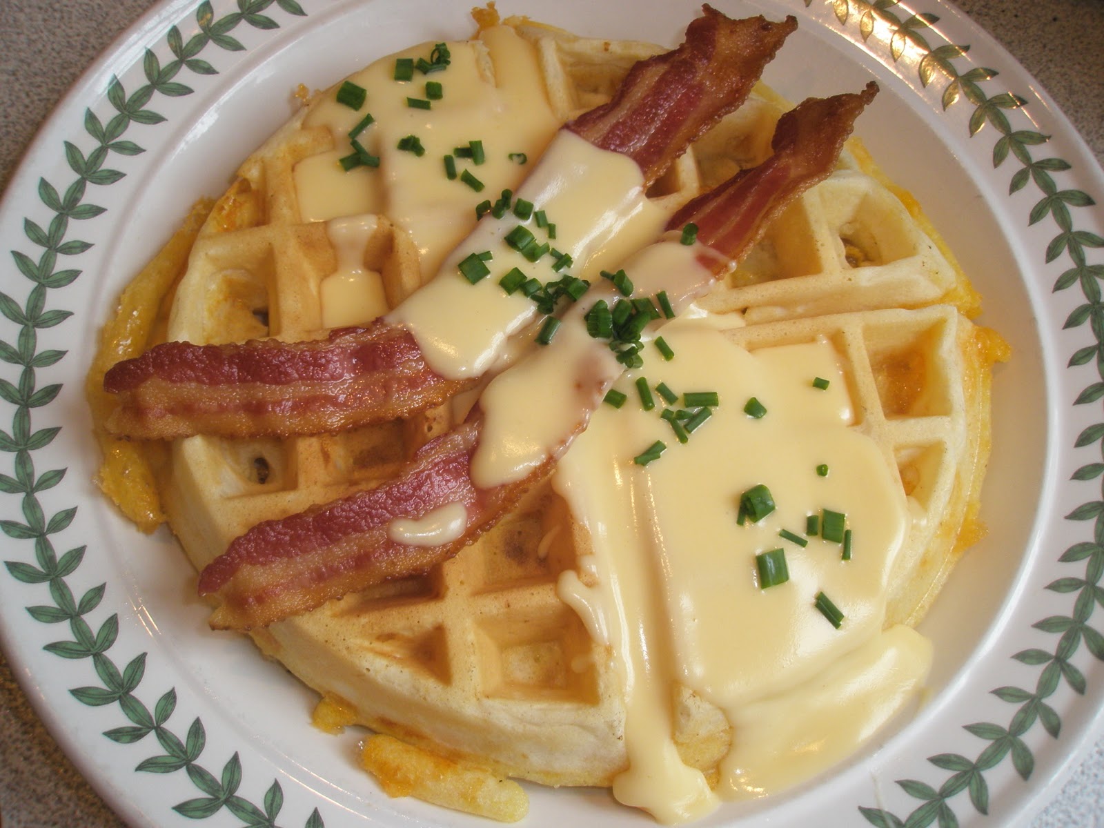 Got it, Cook it Cornmeal Cheddar Waffles with Cheese Gravy