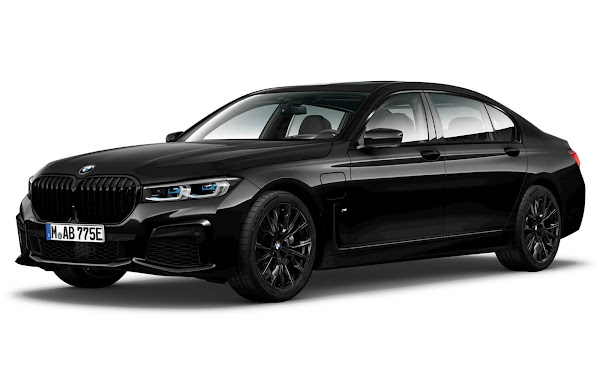 BMW Série 1, 2, e 7 ganham série Dark Edition no Brasil - fotos e preços BMW Série 1, 2, e 7 ganham série Dark Edition no Brasil - fotos e preços