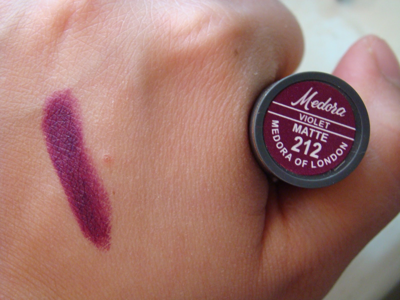 Lipsticks Medora Lipsticks
