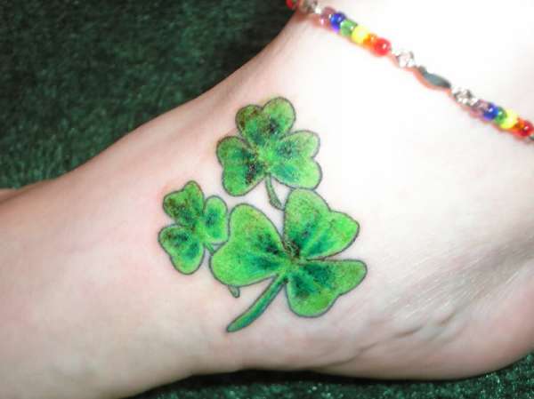 Tatuaje De Trebol En Pie Tatuajes Fotos Y Tattoos Tatuaje De Trebol En Pie Tatuajes Fotos Y Tattoos