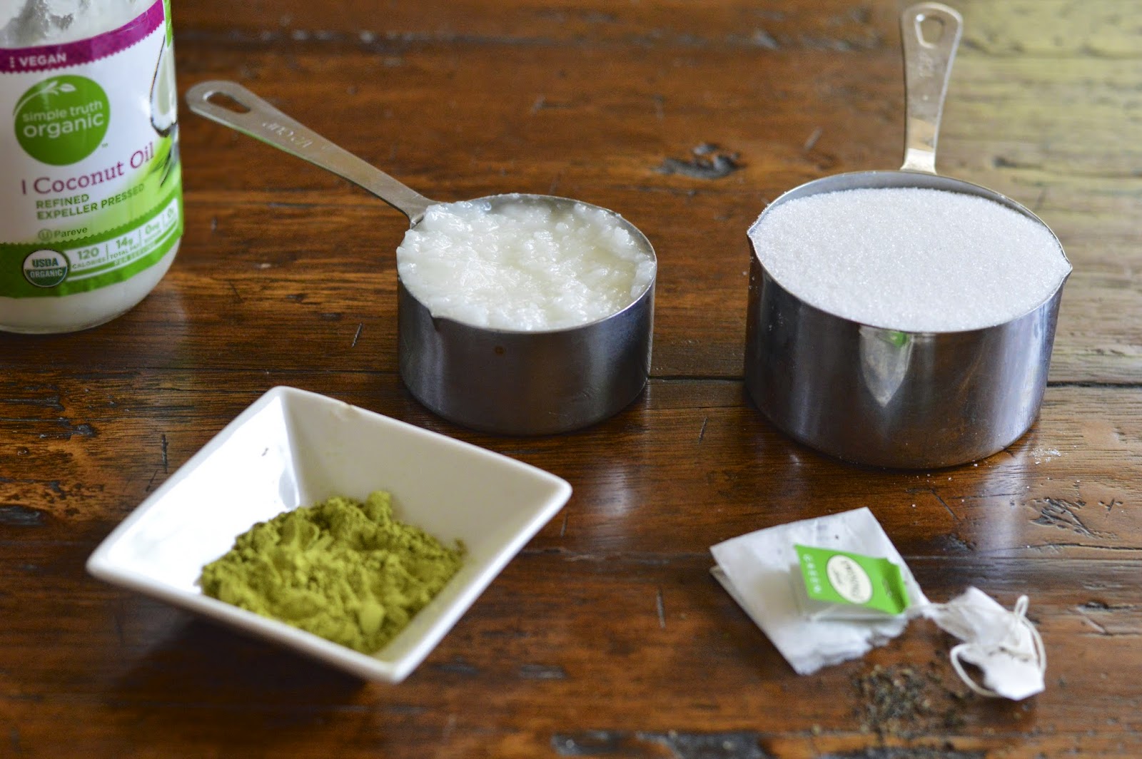 Babbling 'Bout Beauty DIY // Green Tea Body Scrub