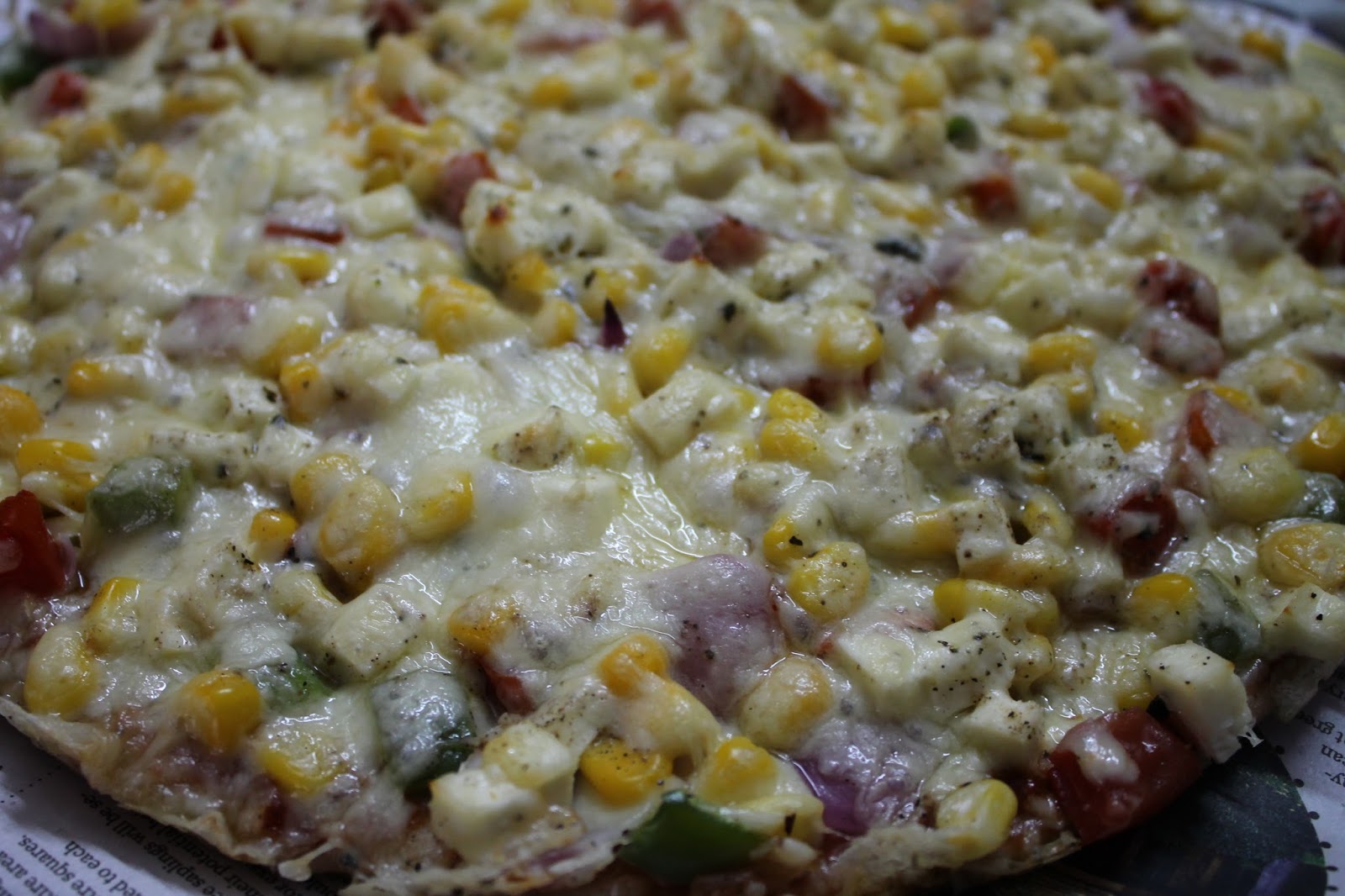 Padduday Whole Wheat Pizza Sweet Corn And Cottage Cheese Topping