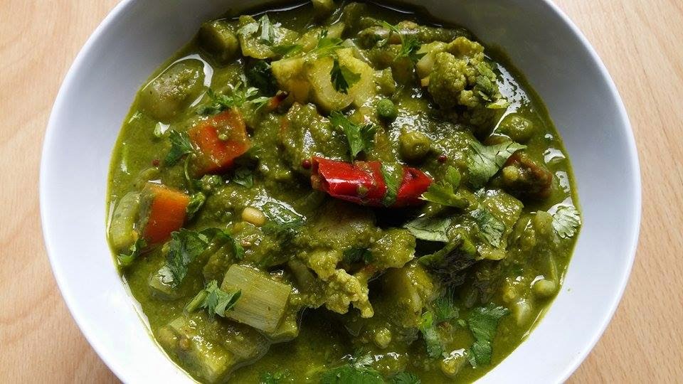 Just for Foodies!! Vegetable Korma with Spinach