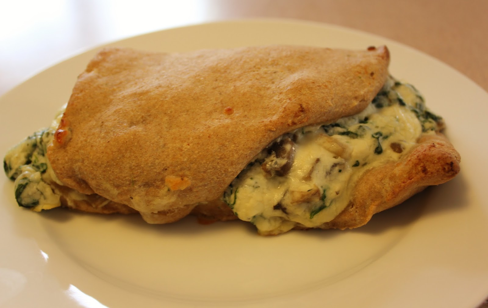 Fit and Lovin' it Whole Wheat Spinach Ricotta Calzones