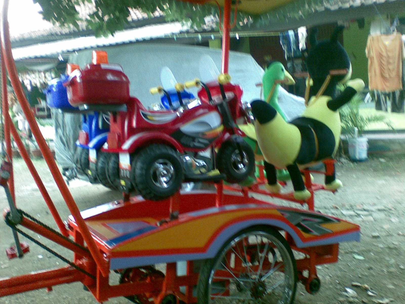 Pembuat odong2: ODONG - ODONG