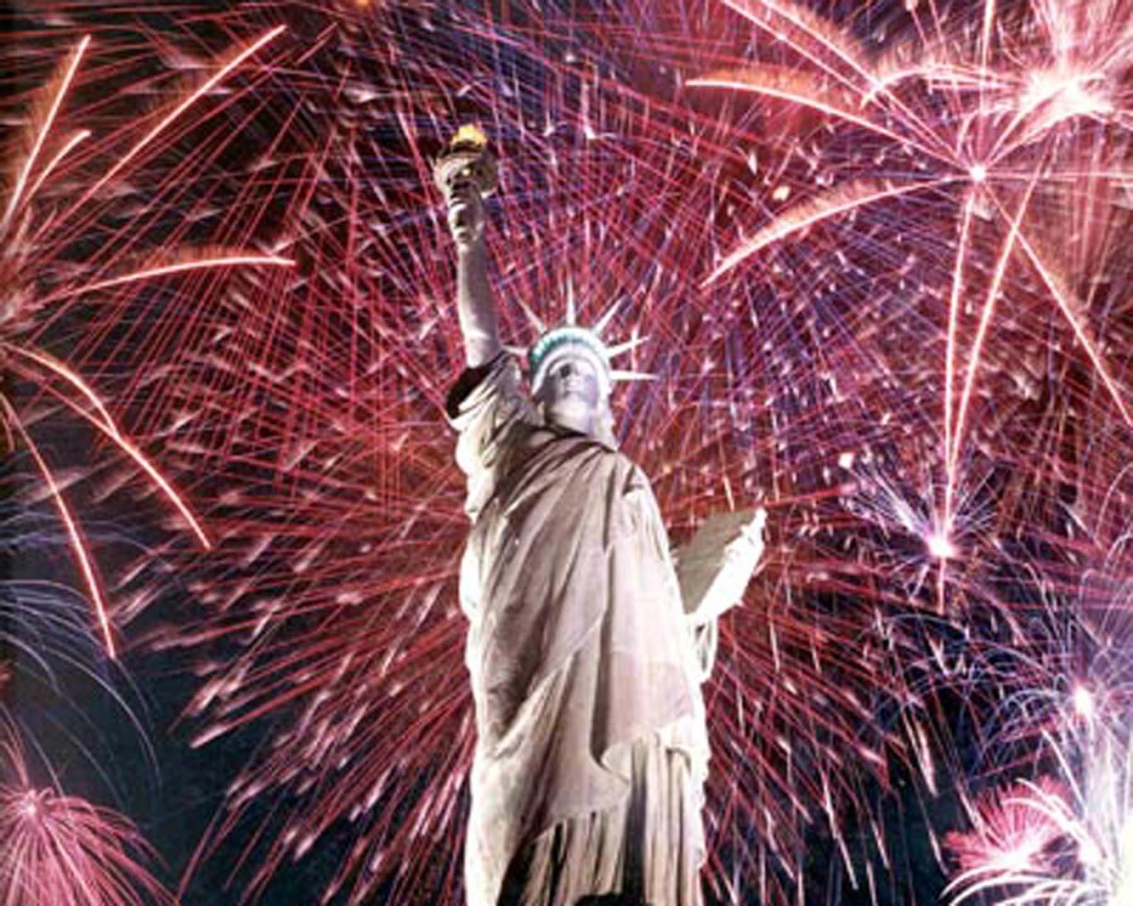 STATUE OF LIBERTY 442 fireworks