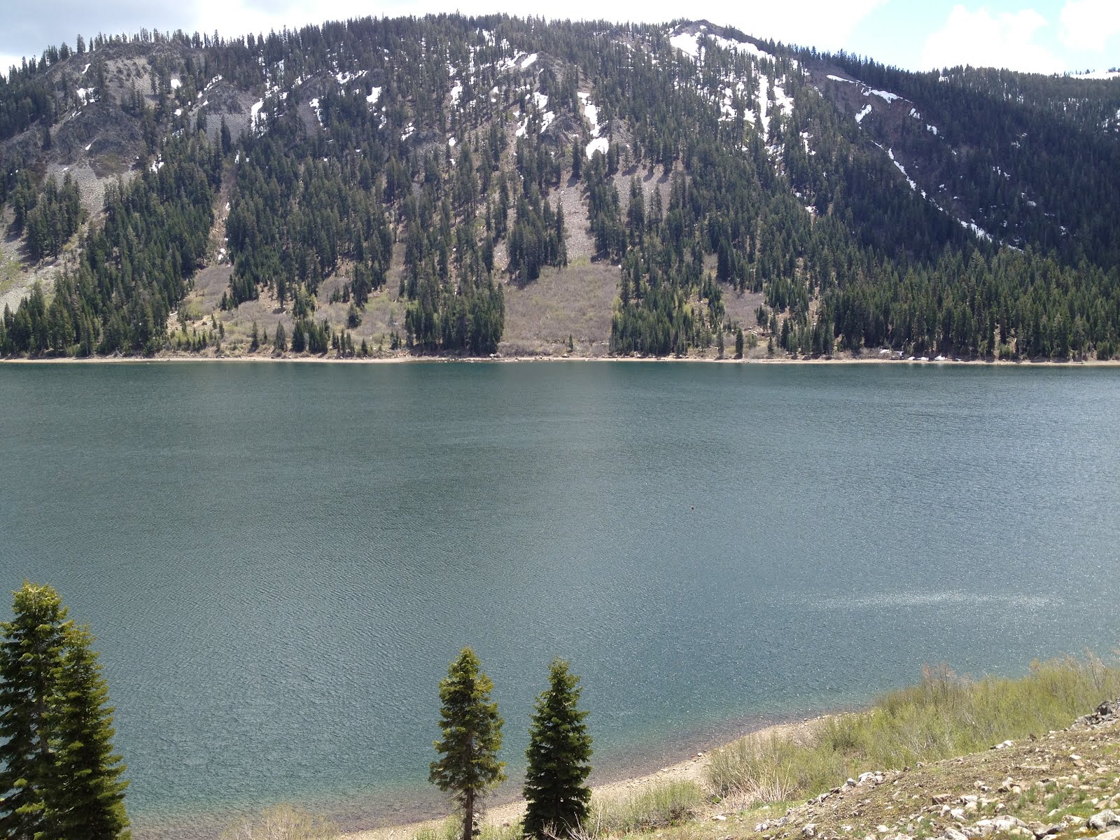 The Fly Syndicate Independence Lake A Great Hike