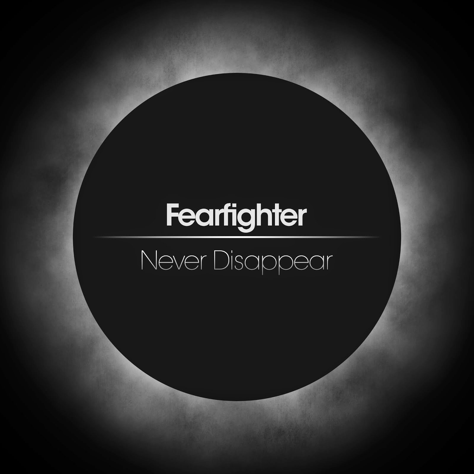 Debuutsingle Fearfighter (2015)