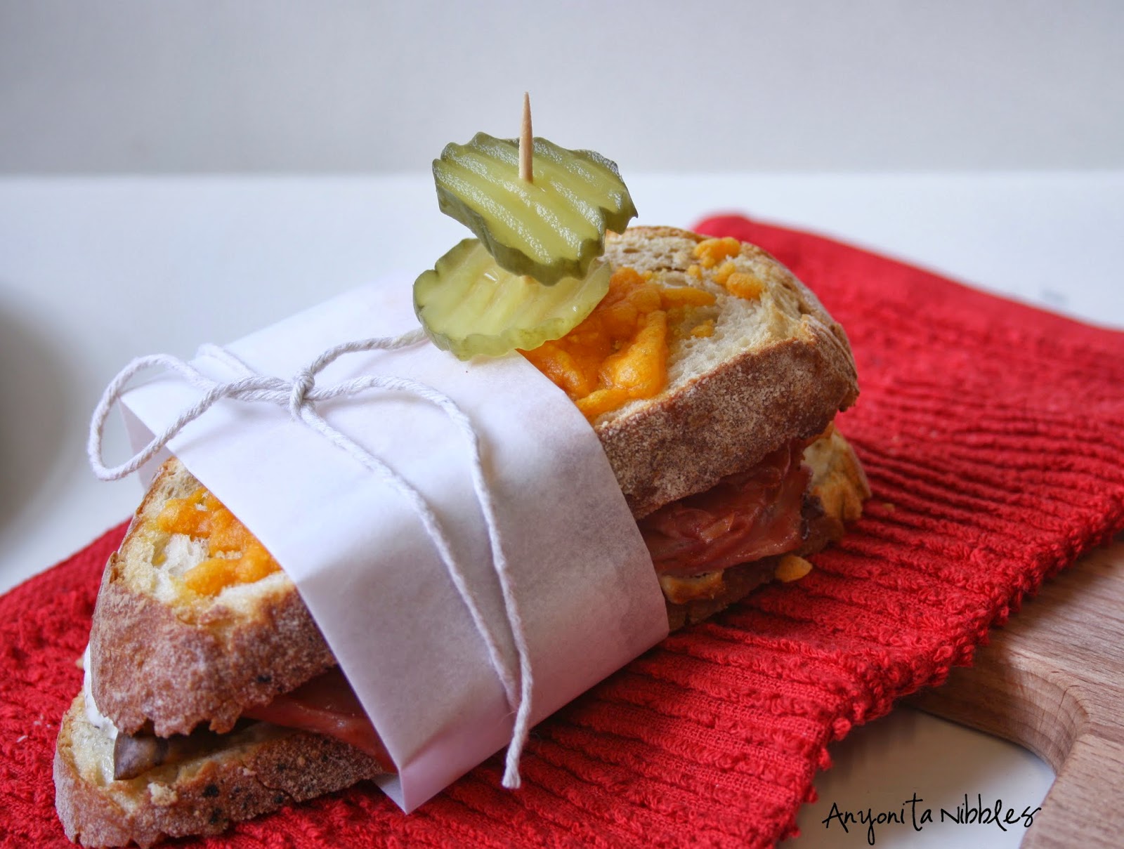 Italian pear & mortadella sandwich to go | Anyonita Nibbles