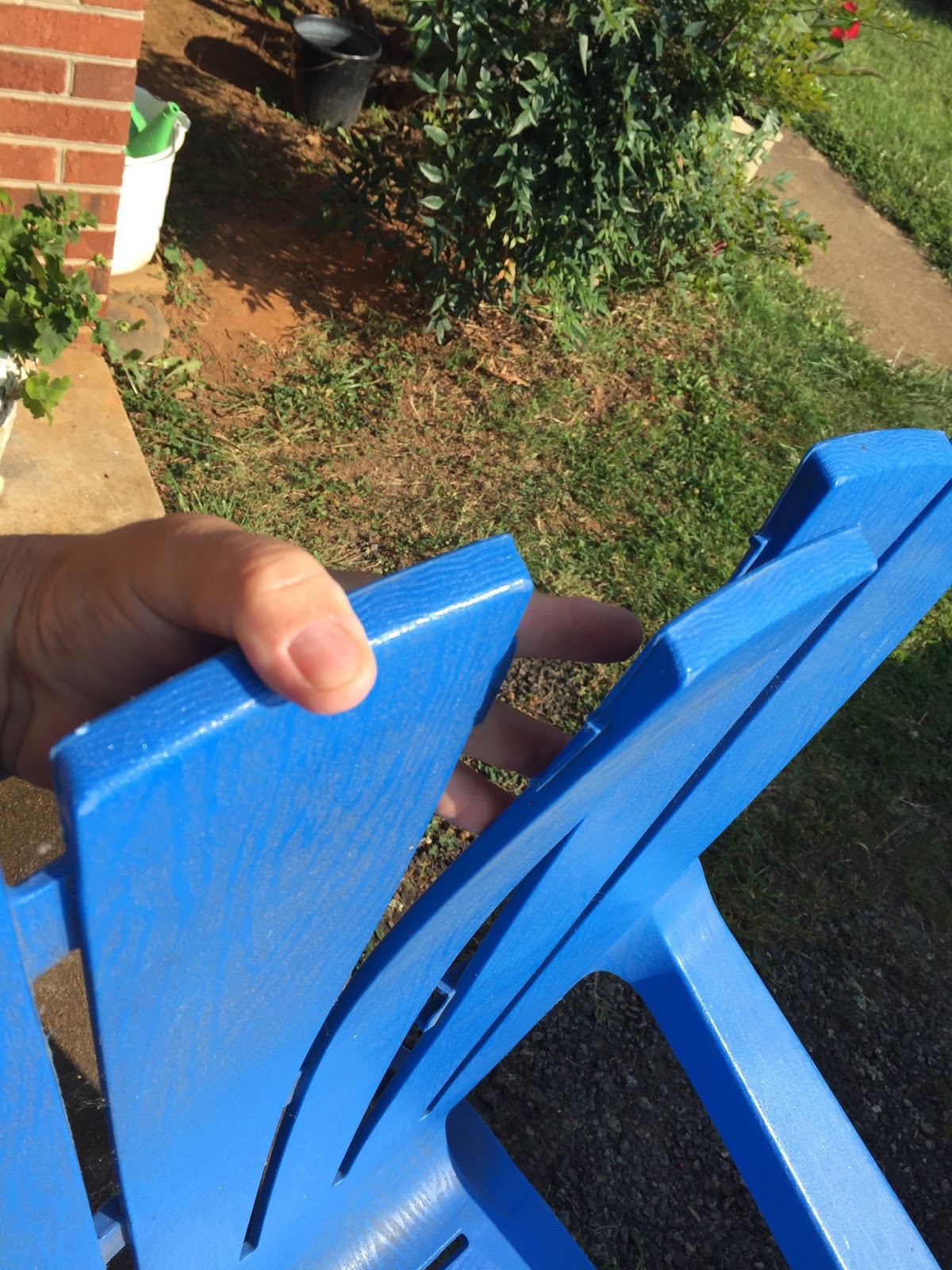 SheShe, The Home Magician How to fix those plastic adirondackstyle chairs