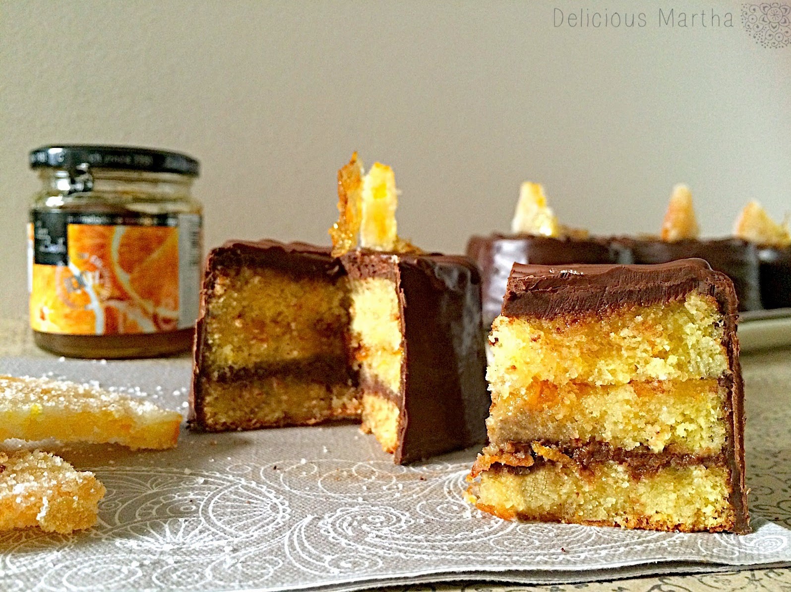 Pastel de chocolate y naranja amarga
