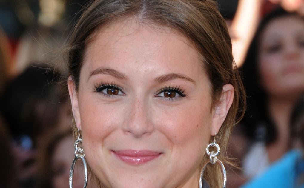 Interactive Magazine Alexa Vega