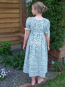 Busy Hands Quilts: Summer Dresses!