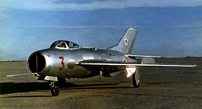 МиГ-19 фото