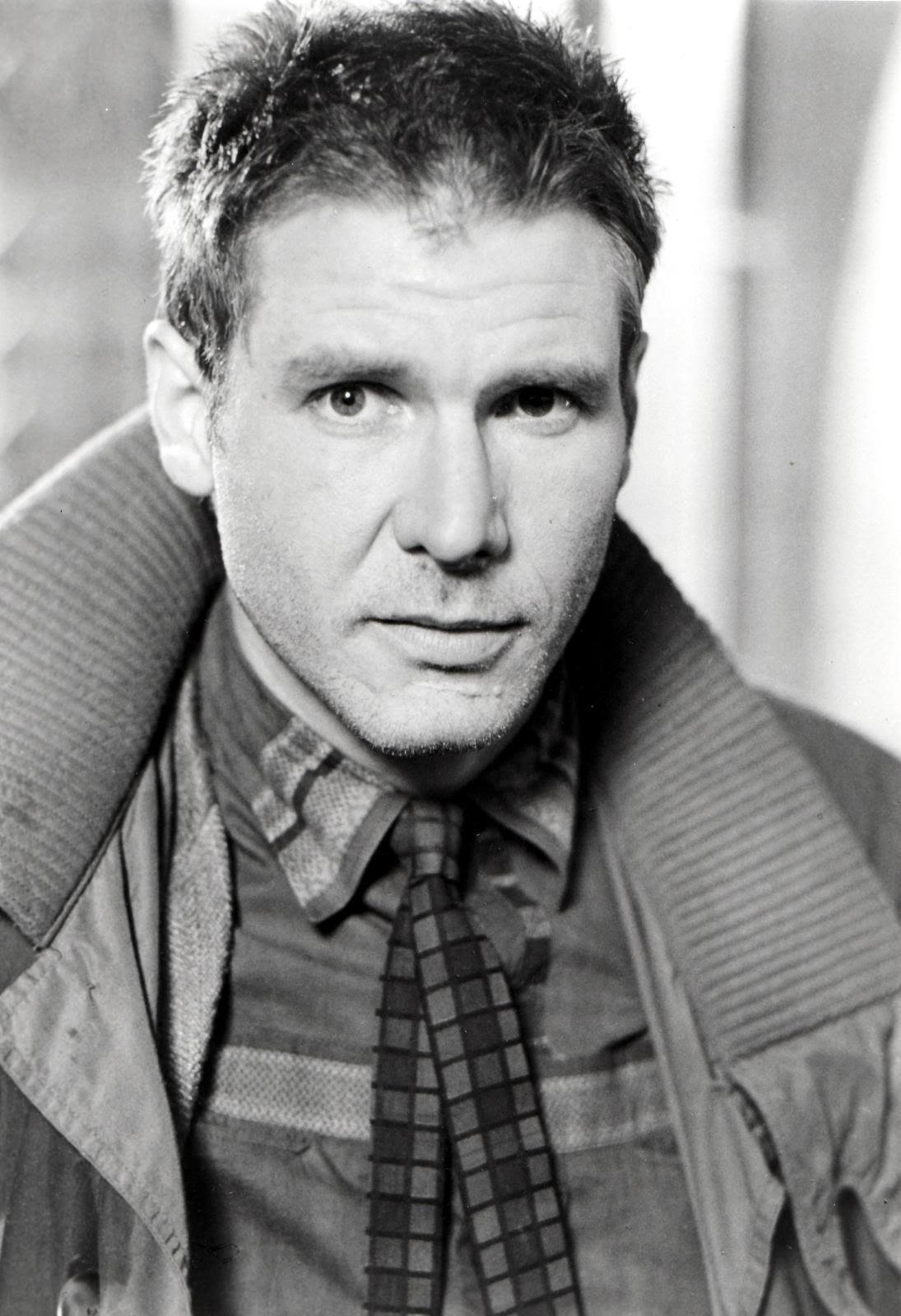 http://1.bp.blogspot.com/-gWEj_fSgY4c/TZ8rv_mNVPI/AAAAAAAAB4g/lPO_1lEVXPc/s1600/harrison+ford.jpg