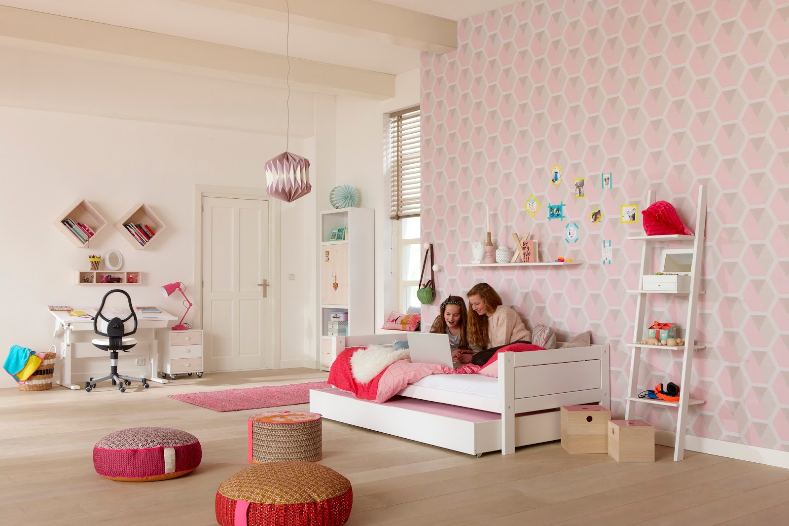 Letto in legno con cassettone ~ avienix.com for .