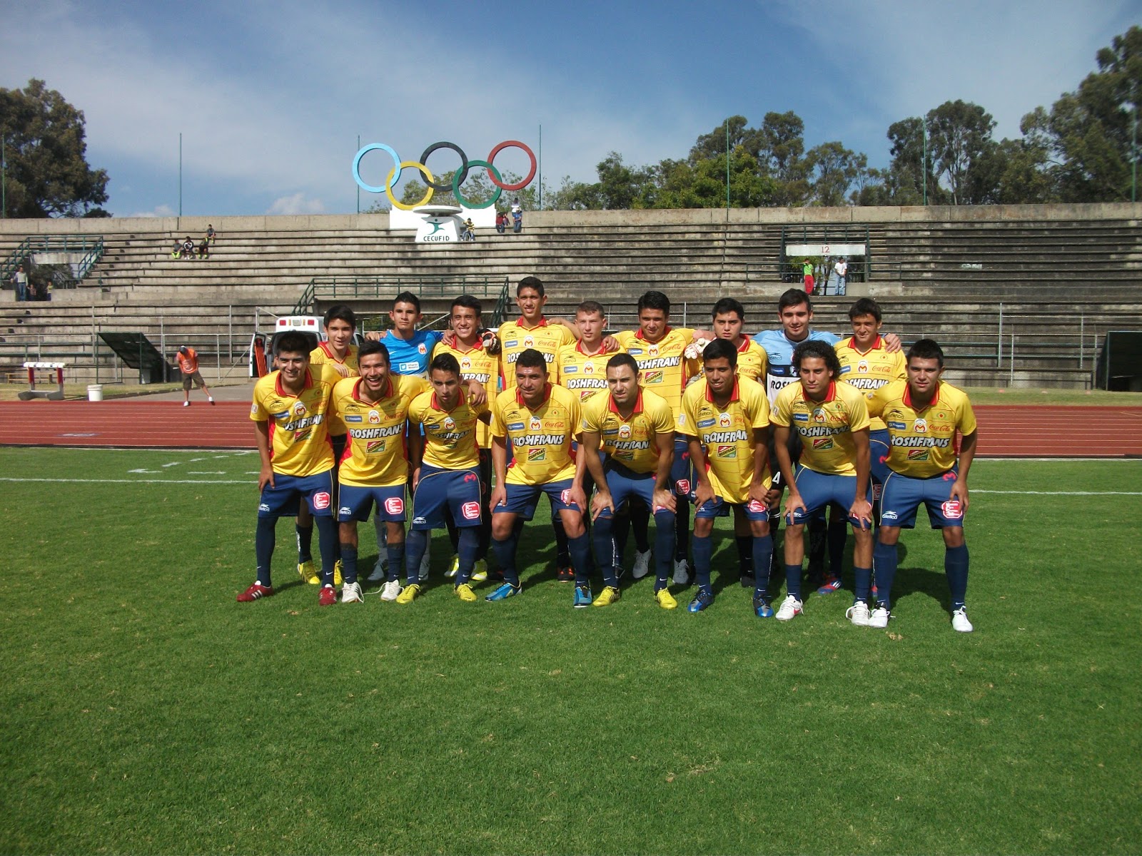 Rafaga Noticiera Monarcas Morelia derroto el sábado en el estadio Venustiano Carranza al Lobos