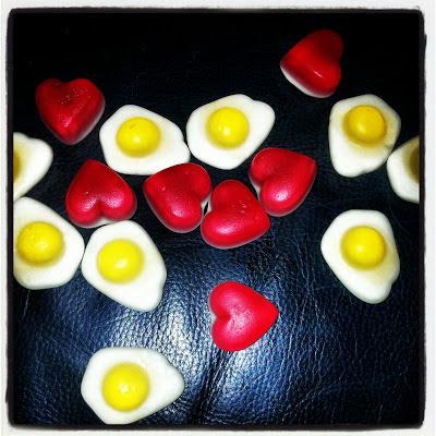 silent sunday, fried eggs, love hearts, 
