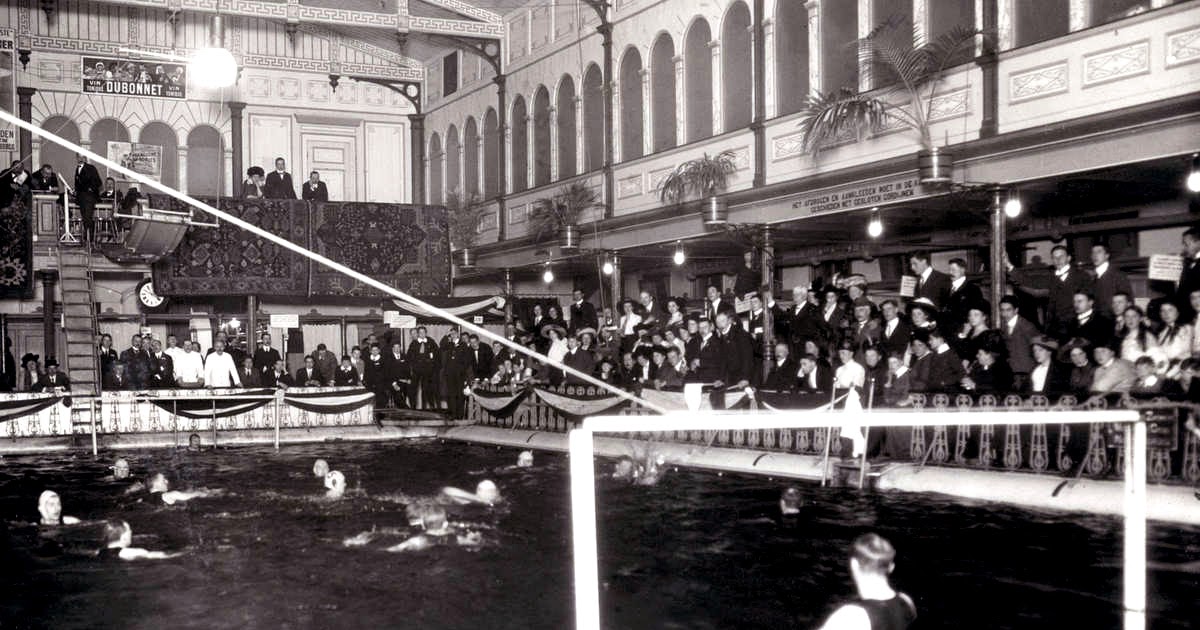 Water Polo legends 1912 Water Polo match at the pool of Hague.