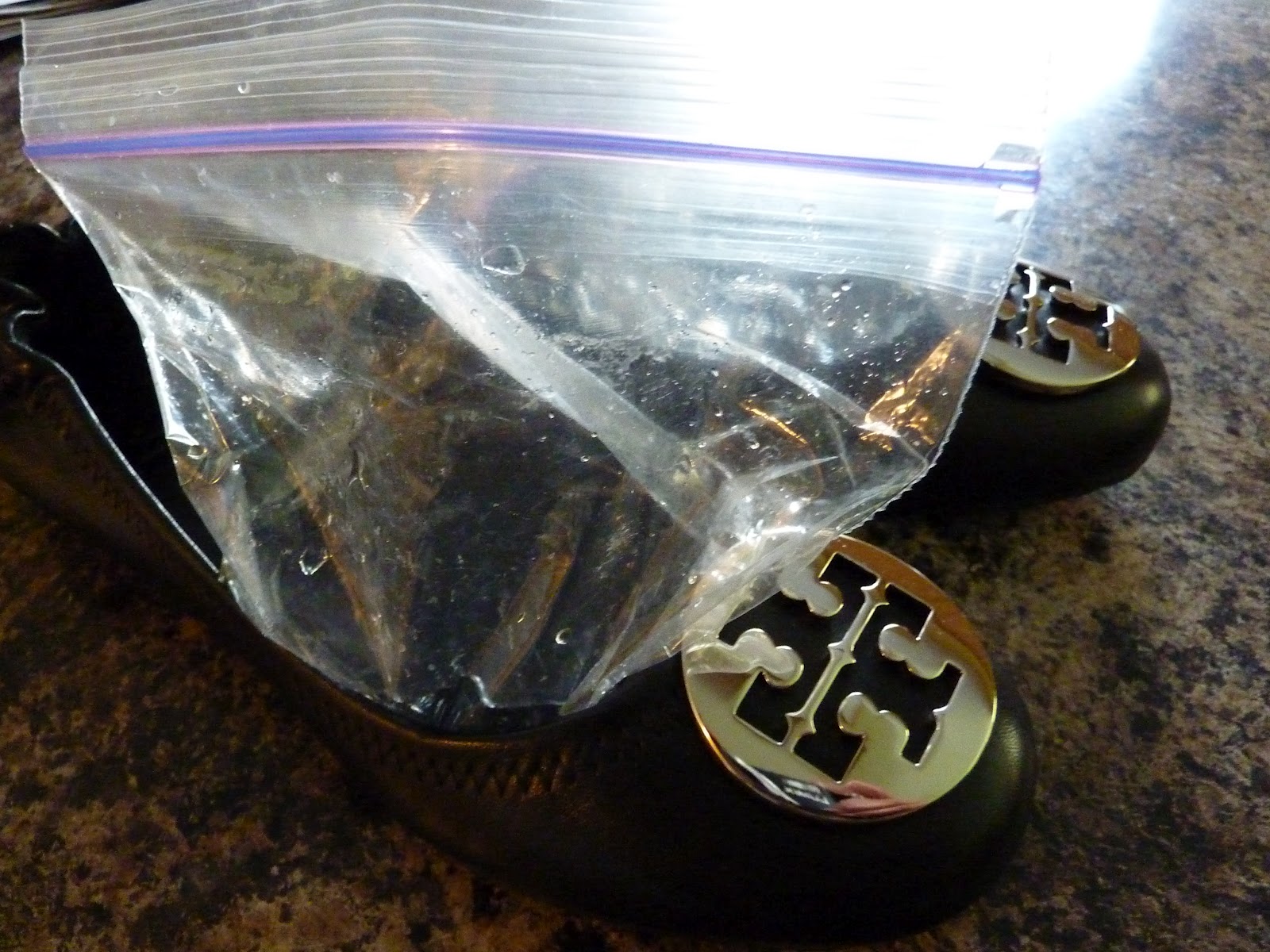 Shopping Obsession Stretching shoes with ice WORKS