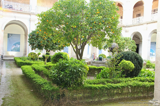 Mosteiro de Arouca - Jardim dos Claustros-http://fotosefactos.blogspot.com
