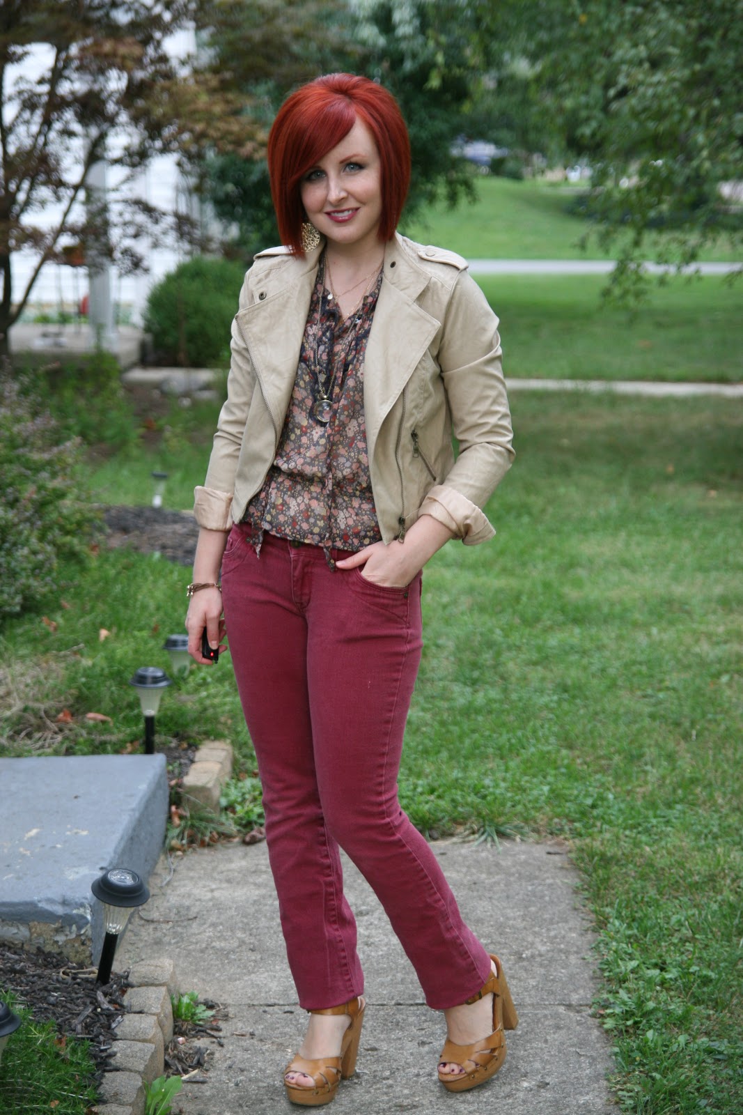 Thrift and Shout: Cute Outfit of the Day: Burgundy Jeans