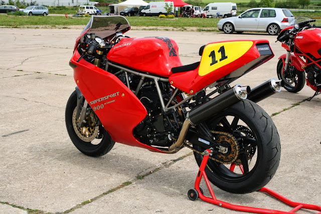 Ducati 900 SS Trackbike, Rennstrecke