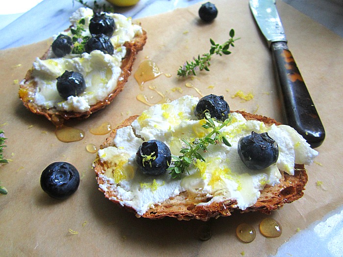 Blueberry Ricotta Crostini