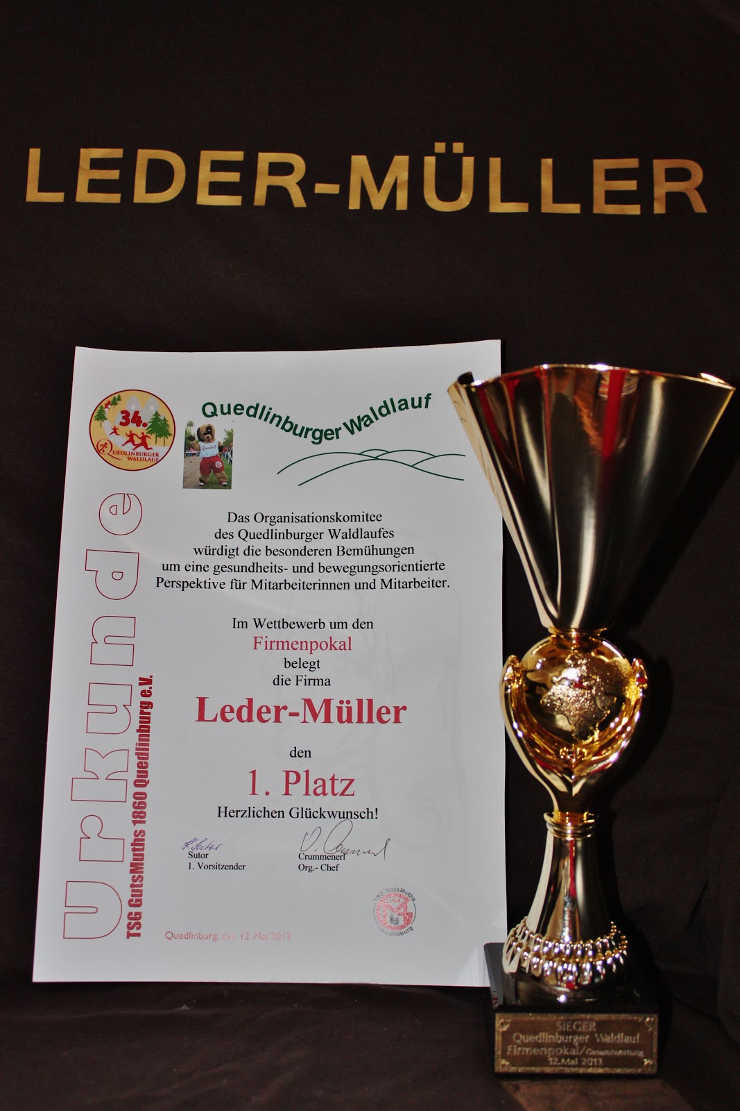 Suddeustche Zeitung By Mario Garcia Issuu