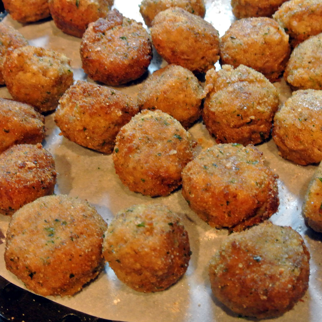 Mom, What's For Dinner? Ricotta Fried Meatballs
