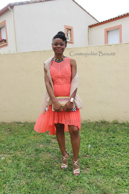 Cosmopolite Beauté, Cosmopolitan beauty, tenue de soirée, robe de soirée, robe de mariage, invitée mariage, alain manoukian, corail , robe corail,  nappy, cheveux crépus, naturalhair, naturalhaistyle