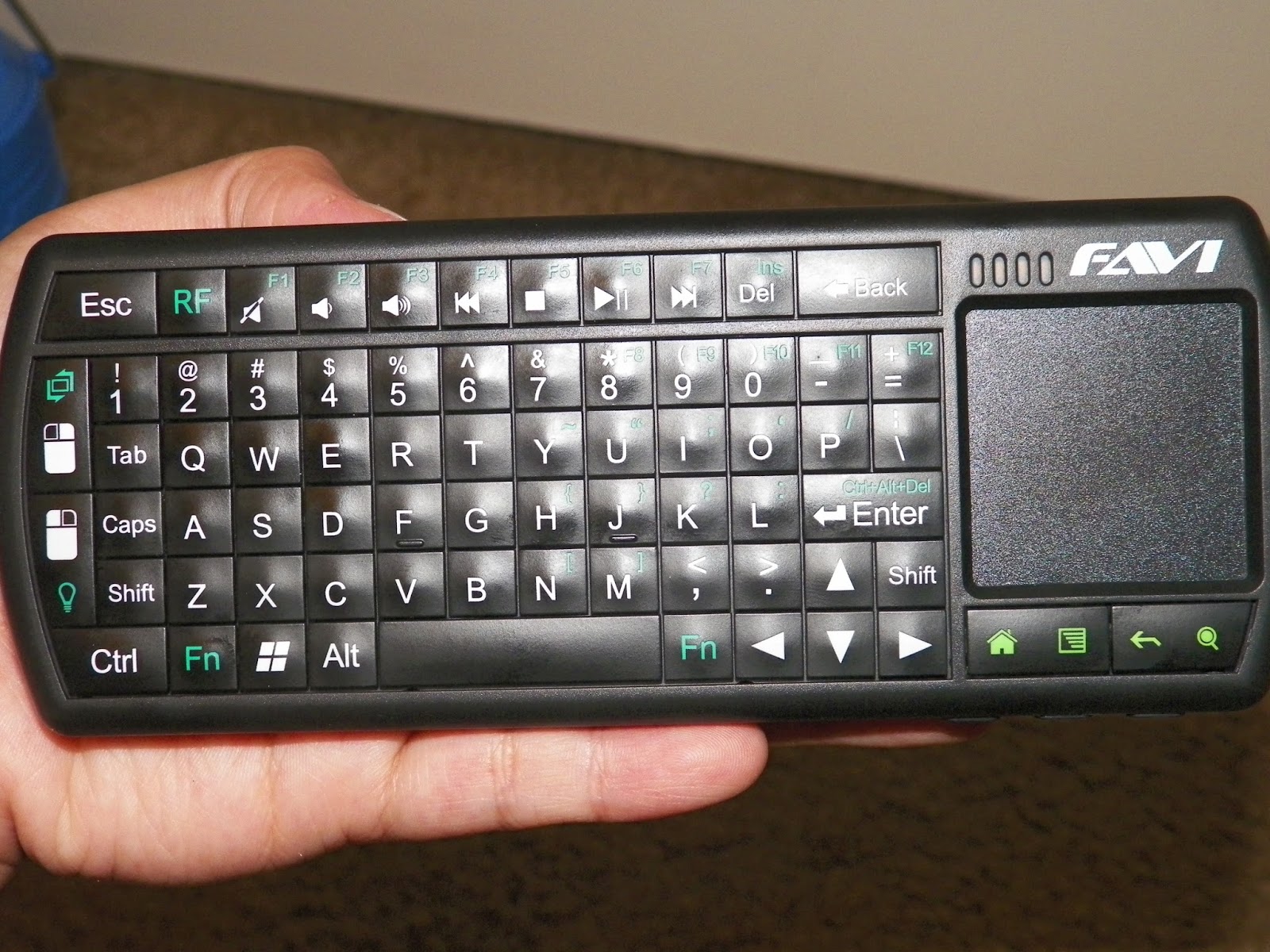 mygreatfinds FAVI Mini Keyboard With Laser Pointer Review