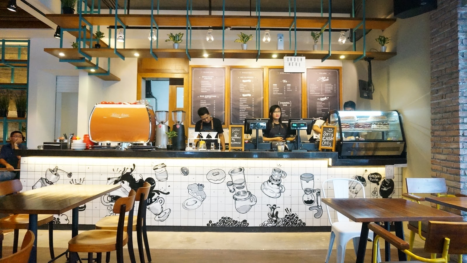 Communal Coffee & Eatery Surabaya (Review) Laura Angelia