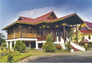 rumah adat kepulauan riau rumah adat tradisional Rumah melayu selaso jatuh kembar Gambar Rumah Adat Indonesia