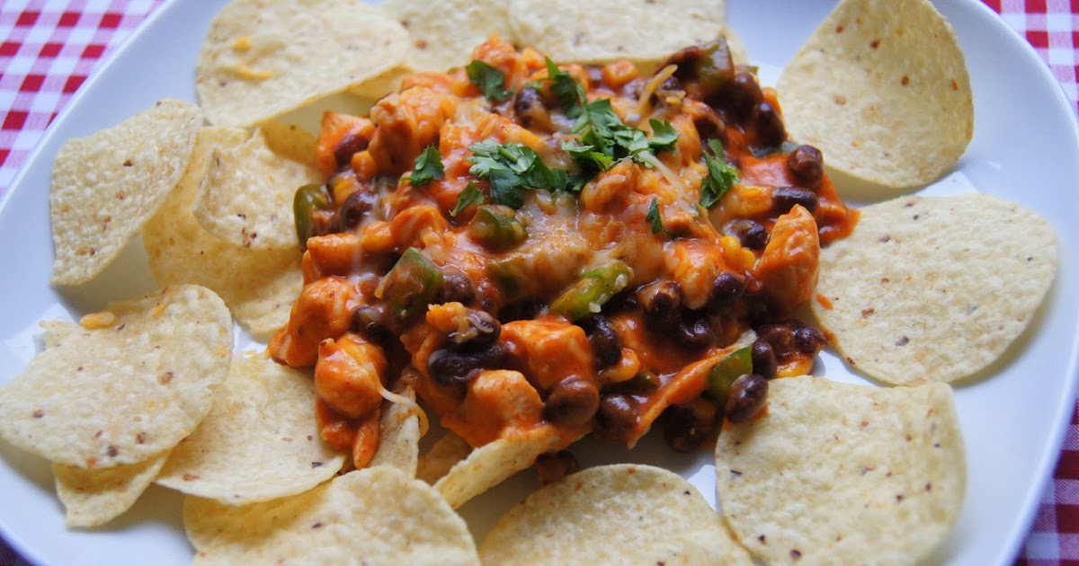 Elizabeth's Dutch Oven Skillet Chicken Nachos