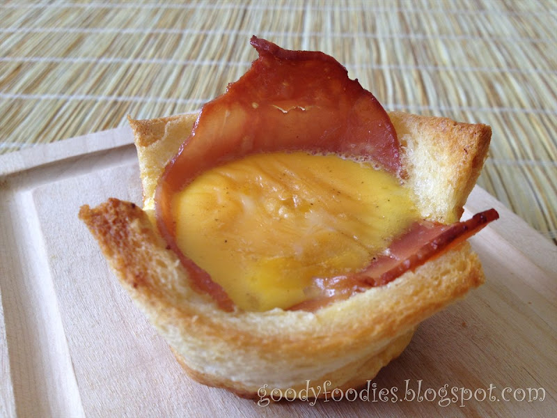 GoodyFoodies I cooked Bacon, egg and toast cups