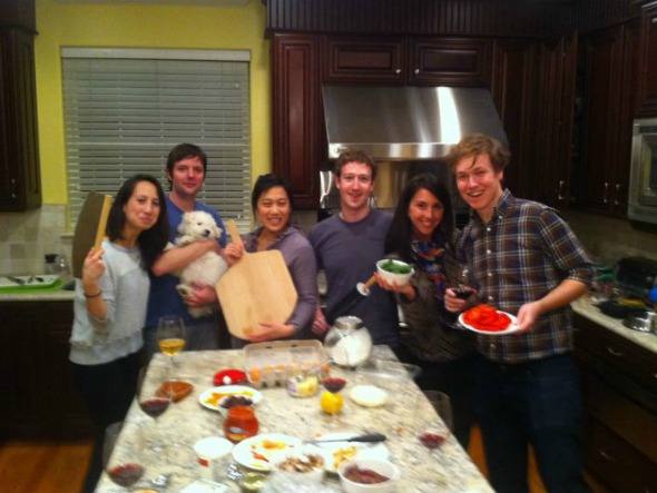 Um pouco mais -MARK ZUCKERBERG EM 37 FOTOS size_590_face_Mark-falha-20111206141446