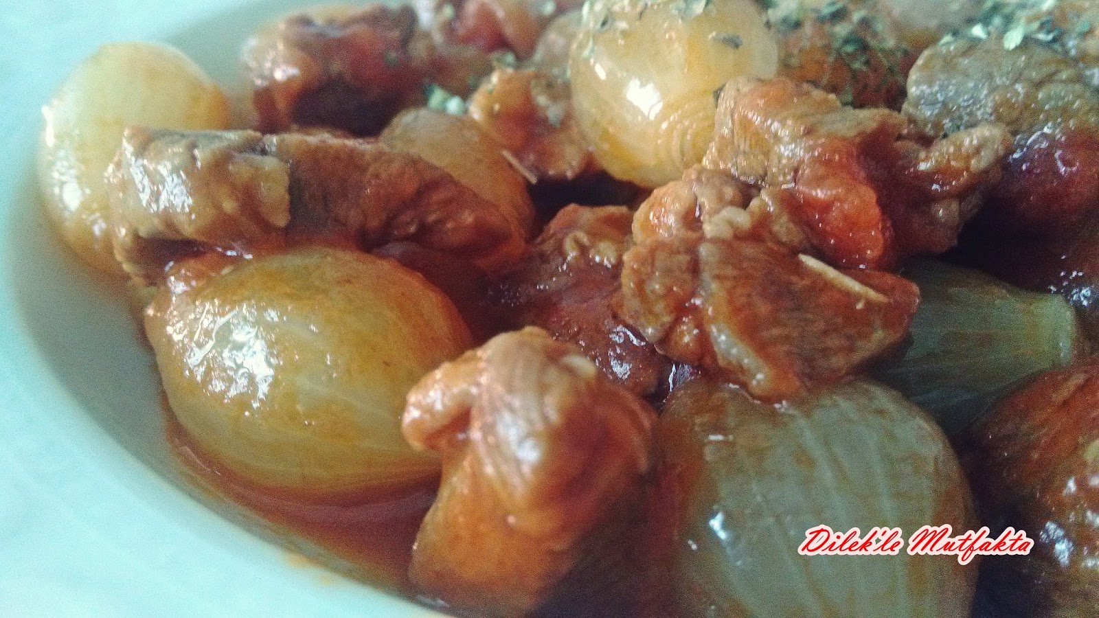 Arpacık Soğanlı Etli Yahni Yemeği Dilek�le Mutfakta