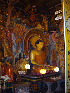 Inside Gangaramaya Viharaya temple in Colombo(Tuesday 30-10-2012)